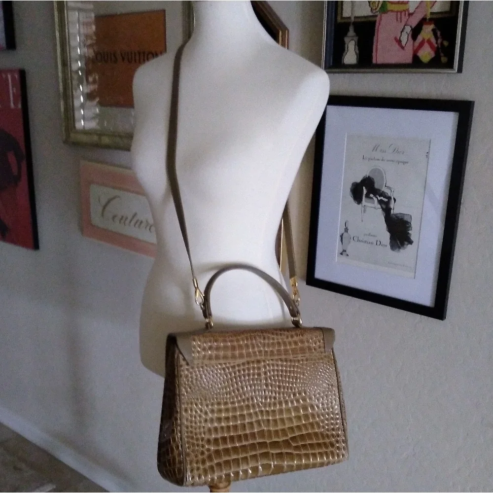 Due Fratelli Taupe Crocodile Embossed Leather‎ Top Handle Bag Made in Canada